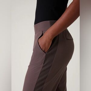 Athleta BROOKLYN MID RISE ANKLE PANT